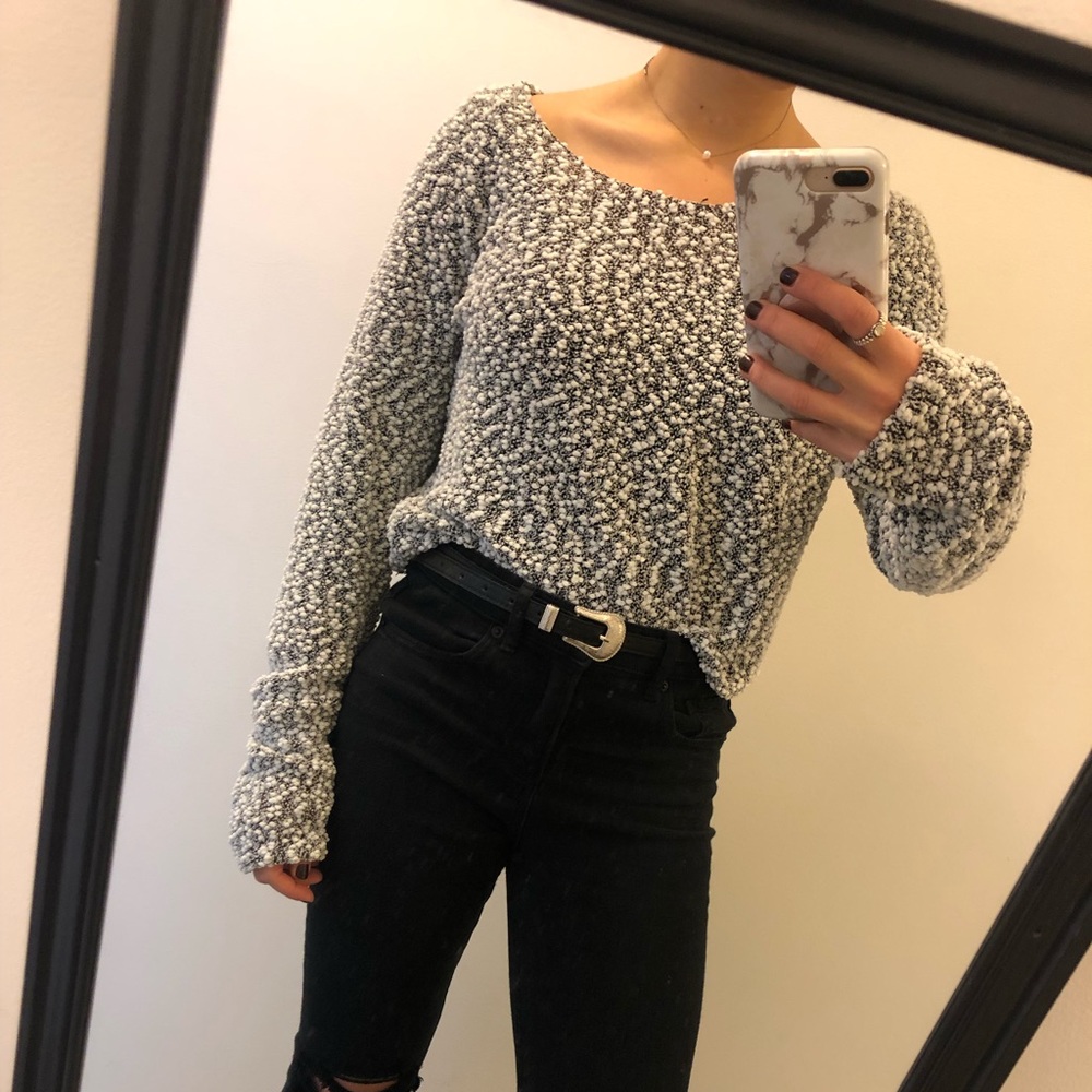 Black/White sweater